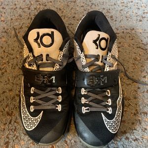 KD 7 BHM Men’s size 11.5